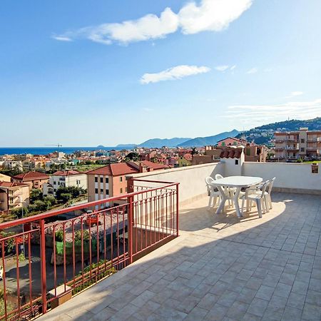 Bella Vista - By Ligooria Daire Pietra Ligure Dış mekan fotoğraf