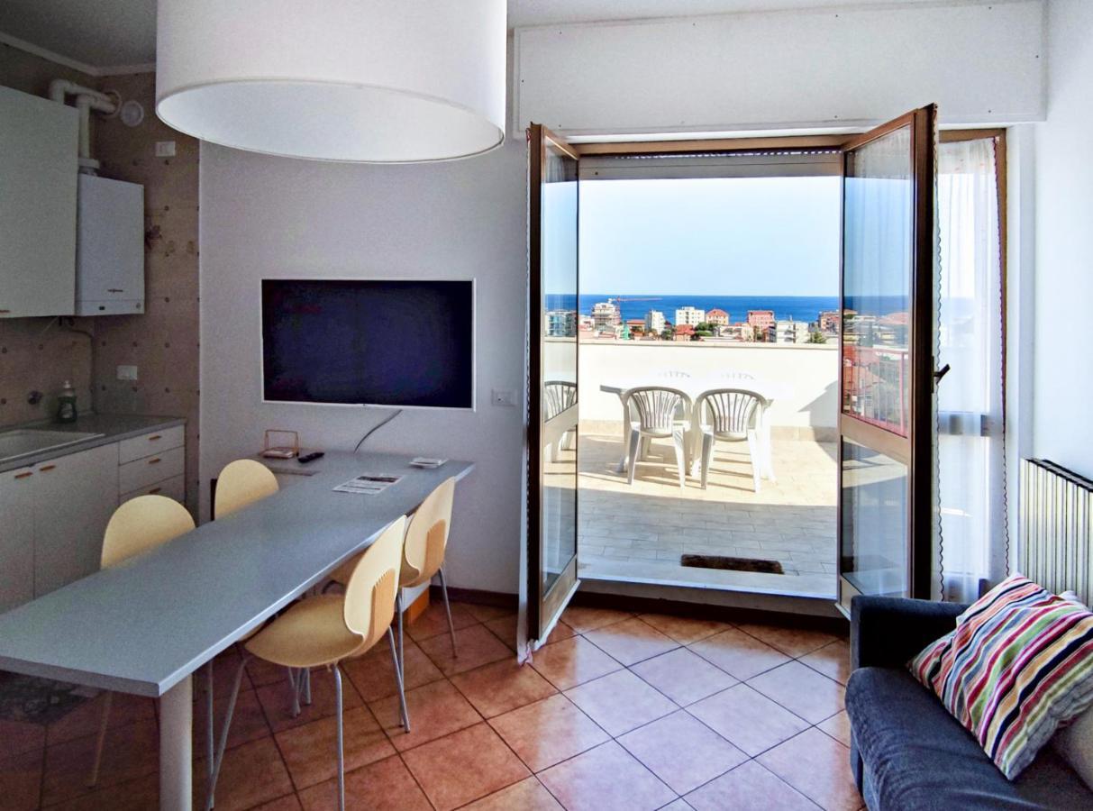 Bella Vista - By Ligooria Daire Pietra Ligure Dış mekan fotoğraf