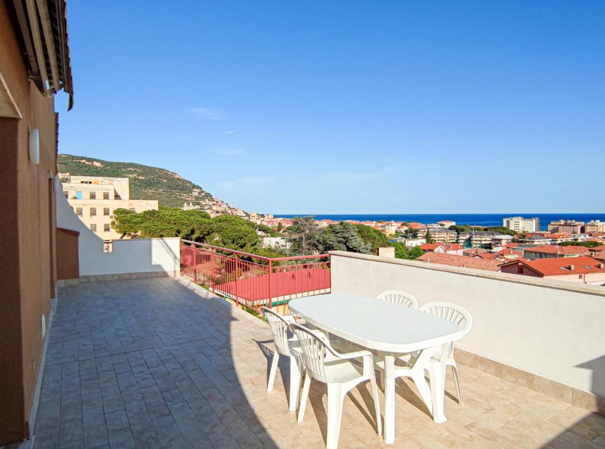 Bella Vista - By Ligooria Daire Pietra Ligure Dış mekan fotoğraf