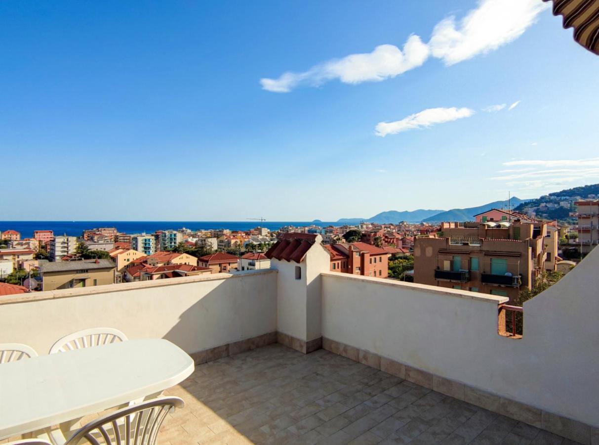 Bella Vista - By Ligooria Daire Pietra Ligure Dış mekan fotoğraf