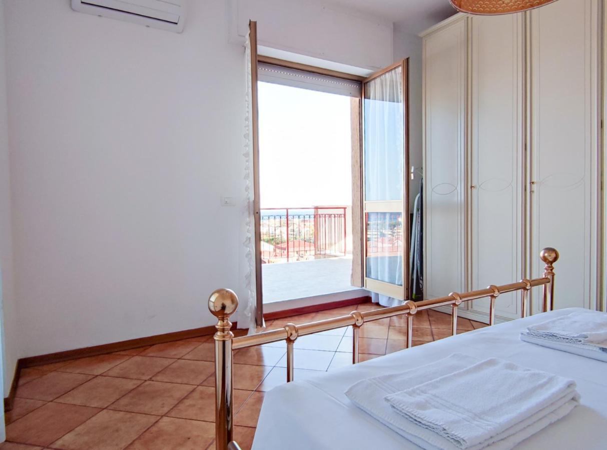 Bella Vista - By Ligooria Daire Pietra Ligure Dış mekan fotoğraf